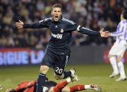开云体育登录-世界杯剧本不敢这么写！喀麦隆压哨绝杀芬兰，格列兹曼导演神逆转，替补奇兵一战封神